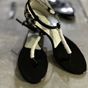 CHANEL Beaded Patent Leather Tweed CC Logo Thong Sandals Flats Shoes